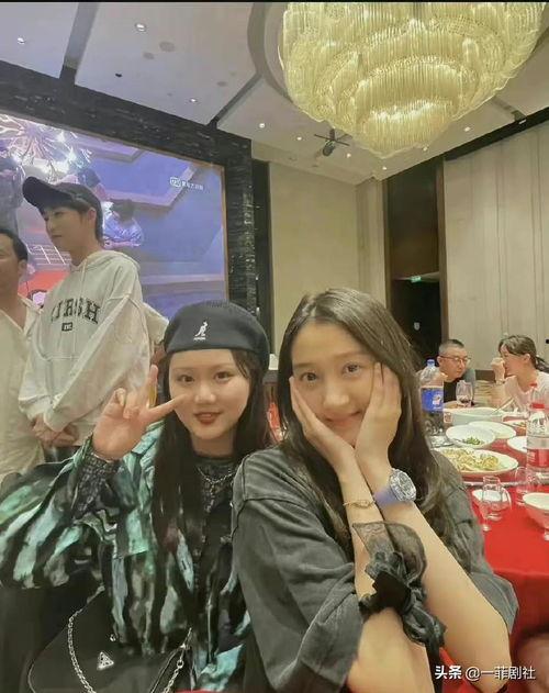 娱乐圈吃瓜美女视频,美女明星吃瓜视频幕后故事