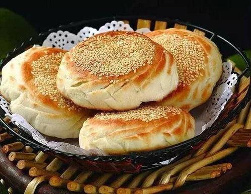 娱乐吃瓜酱烧饼视频,揭秘网红美食背后的故事