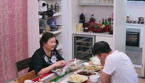 娱乐吃瓜酱带家里长辈,一场跨越代沟的欢乐盛宴