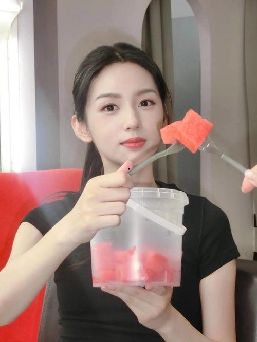 娱乐吃瓜酱周寻,揭秘娱乐圈背后的那些事儿