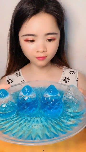 娱乐吃瓜酱冰块,娱乐吃瓜酱带你领略清凉趣味
