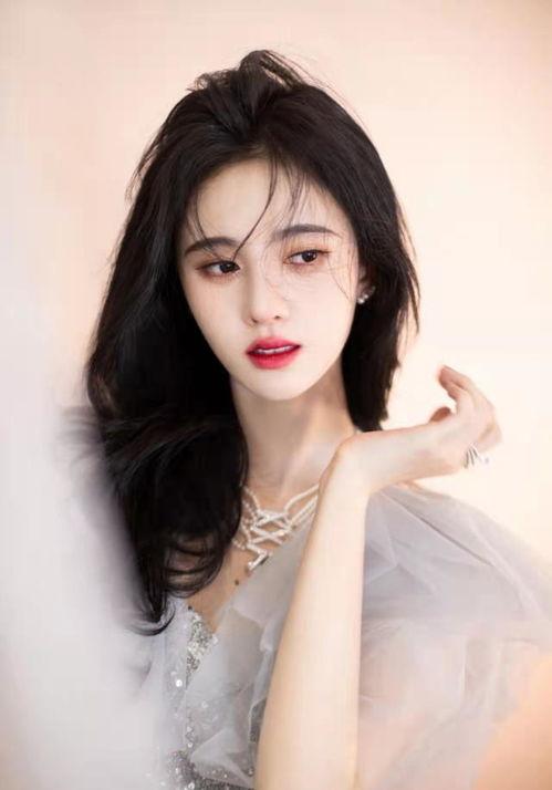 娱乐吃瓜丫鞠婧祎,娱乐吃瓜界的焦点女神”